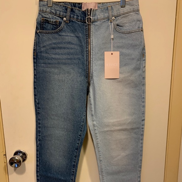 Revive Denim- Ying Yang Crop in Tokyo Wash - Picture 1 of 4